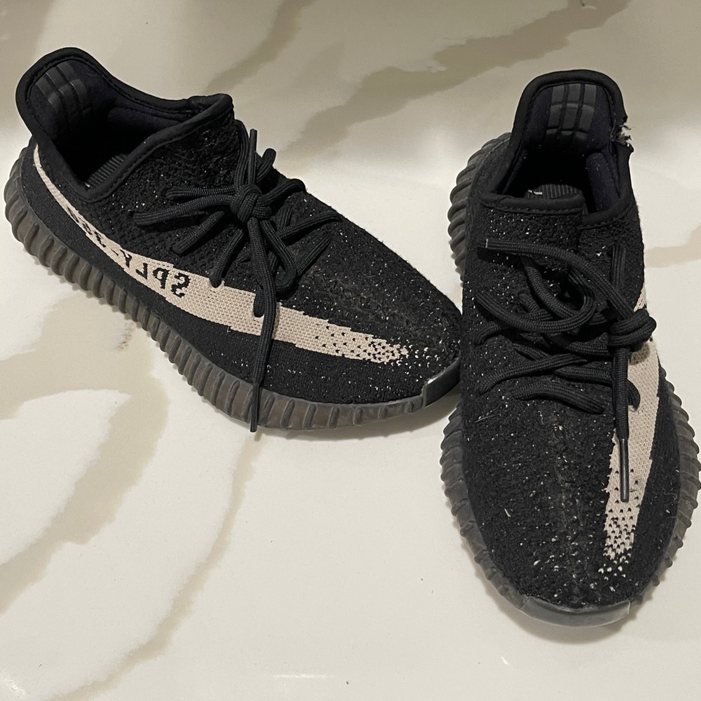 Adidas Yeezy boost 350 V2 core black white M6/W 7.5